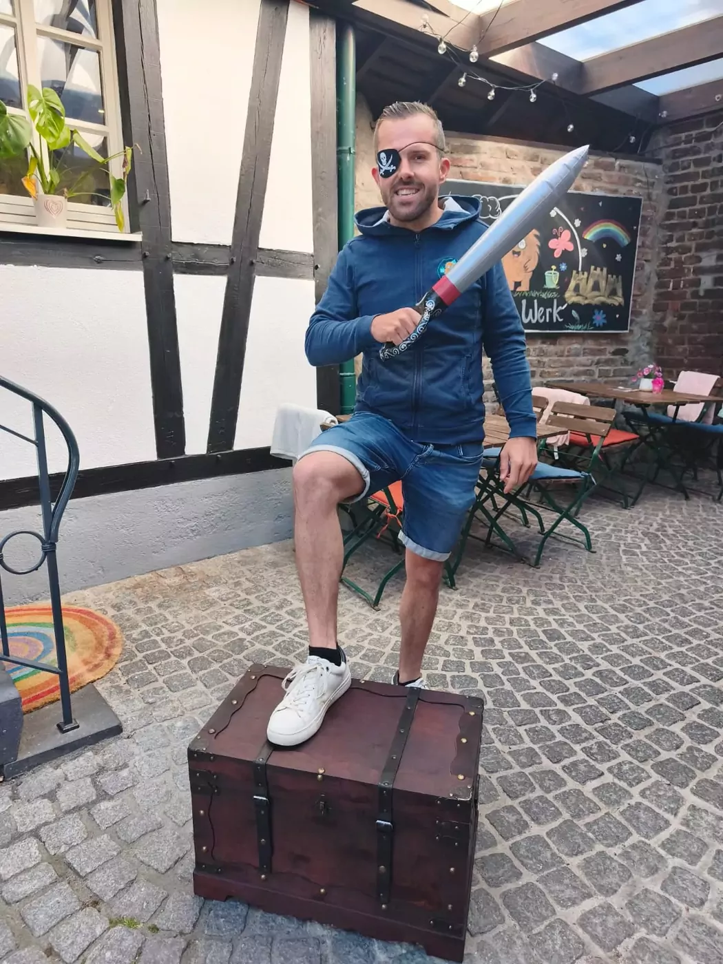 Piraten-Schatzsuche zum Kindergeburtstag im Innenhof